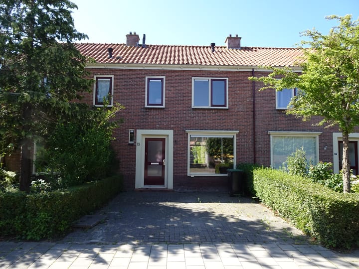 Posthoorn 15 in Warmenhuizen