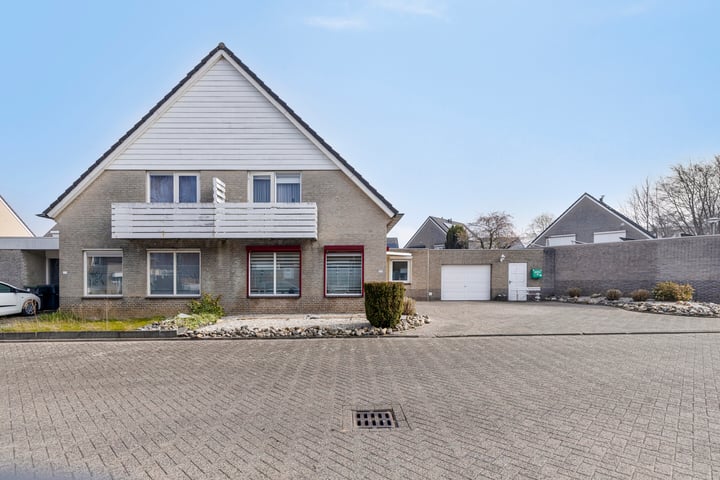 Postsleperstraat 2 in Geleen foto