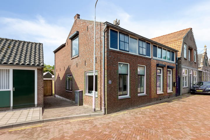 Poststraat 16 in Nieuwerkerk foto