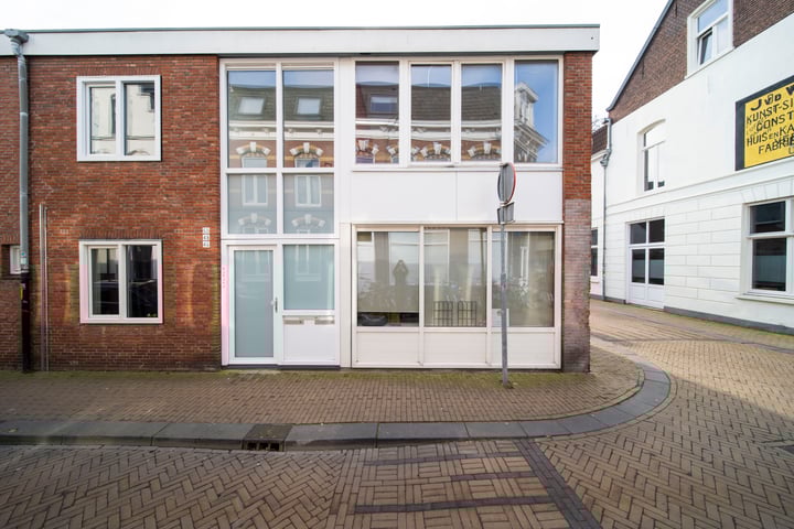 Poststraat 50 in Tilburg foto