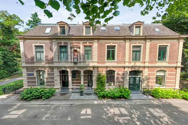 Potgietersingel 6 in Zwolle foto