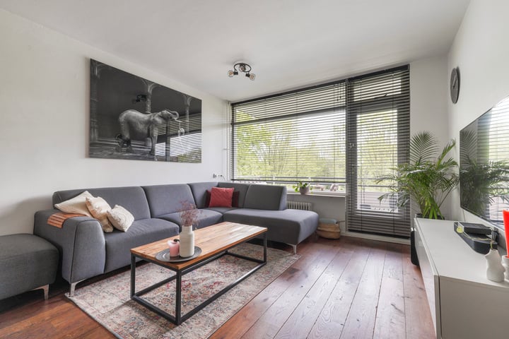 Predikherenlaan 93 in Tilburg foto