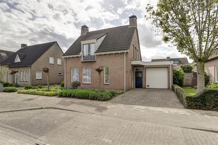 Priemsteeg 15 in Vlijmen foto