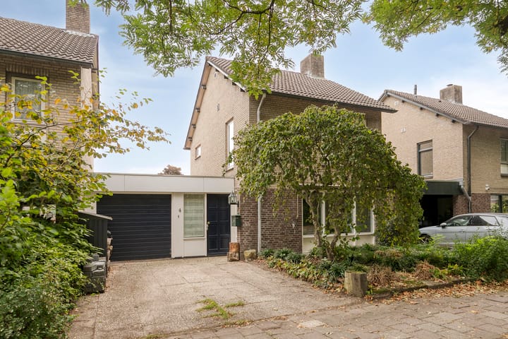 Primulalaan 4 in Waalre