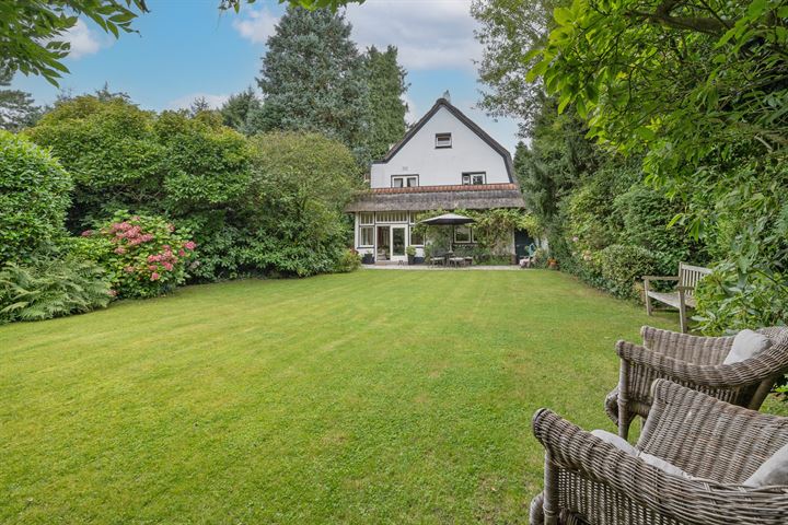 Prins Bernhardlaan 33 in Soest foto