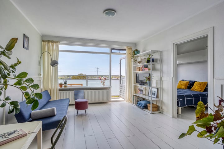 Prins Bernhardplein 80 in Zaandam foto