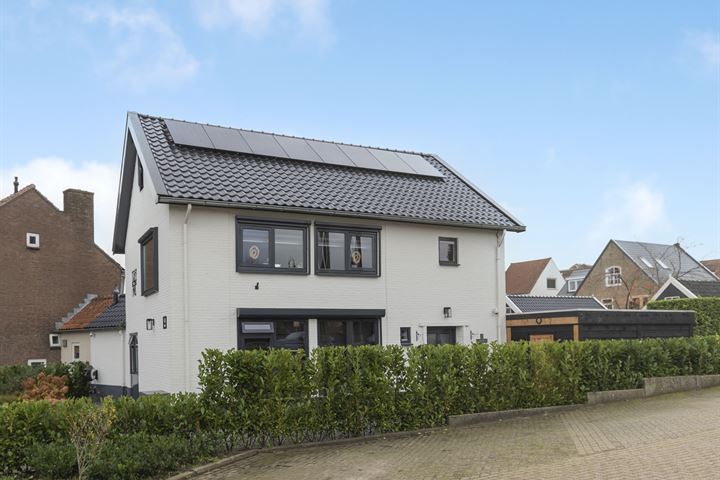 Prins Bernhardstraat 2 in Heerjansdam foto