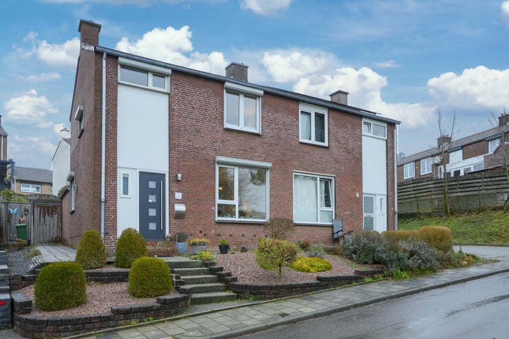 Prins Bernhardstraat 21 in Gulpen foto
