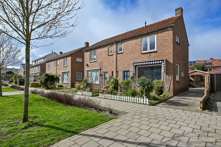Prins Bernhardstraat 34 in Uitgeest