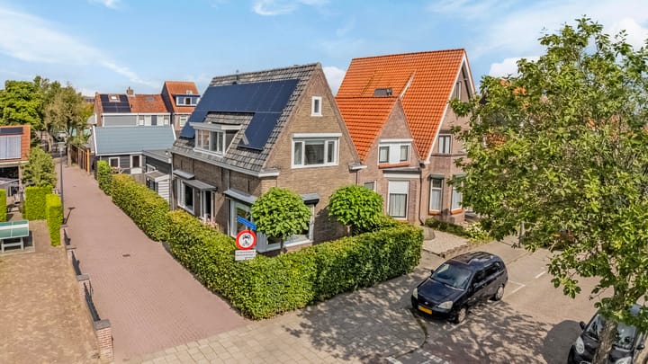 Prins Bernhardstraat 38 in Oud-Beijerland foto