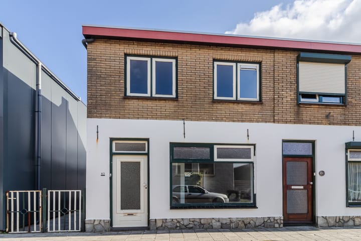 Prins Bernhardstraat 83 in Oud-Beijerland