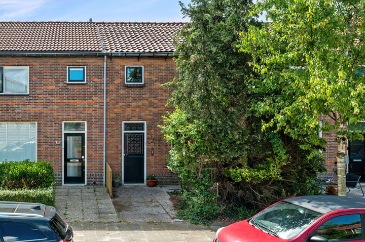Prins Bernhardstraat 9 in Den Hoorn foto