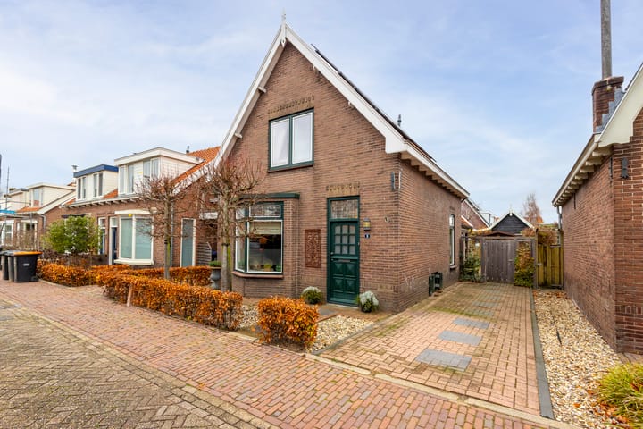 Prins Bernhardstraat 9 in Hardinxveld-Giessendam