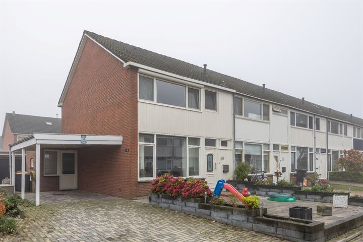 Prins Clausstraat 96 in Vroomshoop foto