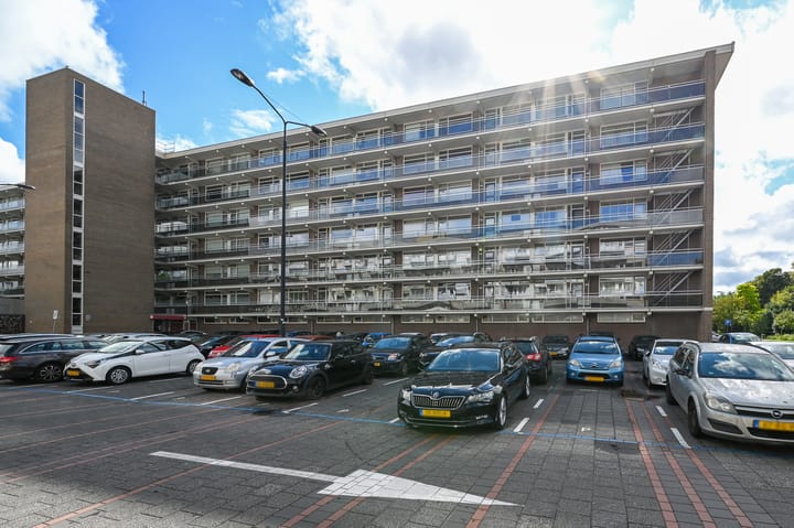 Prins Frederiklaan 420 in Leidschendam foto