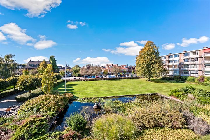 Prins Hendrikplein 23 in Leidschendam foto