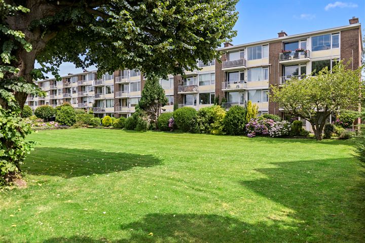 Prins Hendrikplein 31 in Leidschendam foto