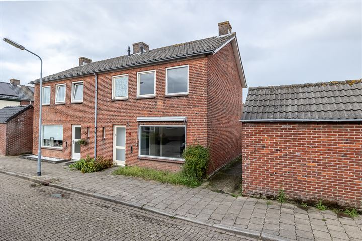 Prins Hendrikstraat 19 in Oost-Souburg foto
