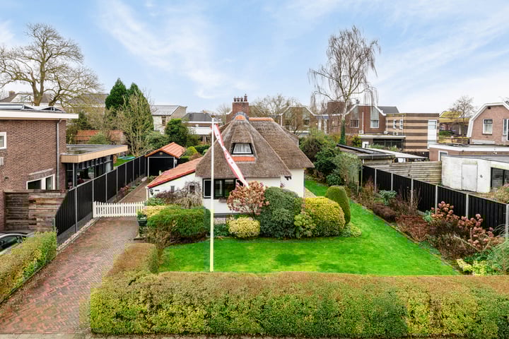 Prins Hendrikstraat 2A in Assen foto