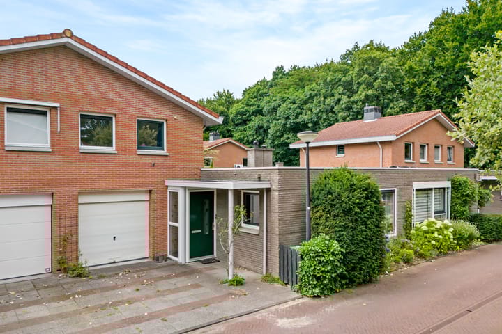 Prins Johan Frisolaan 6 in Amersfoort foto
