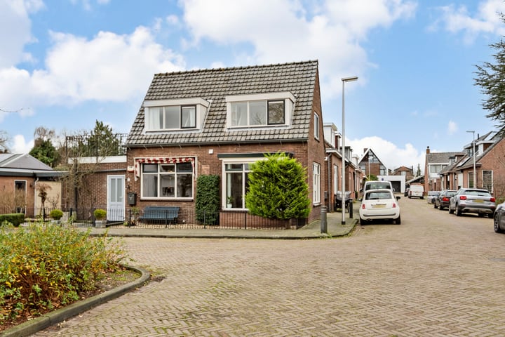 Prins Mauritsstraat 15 in Bleiswijk foto
