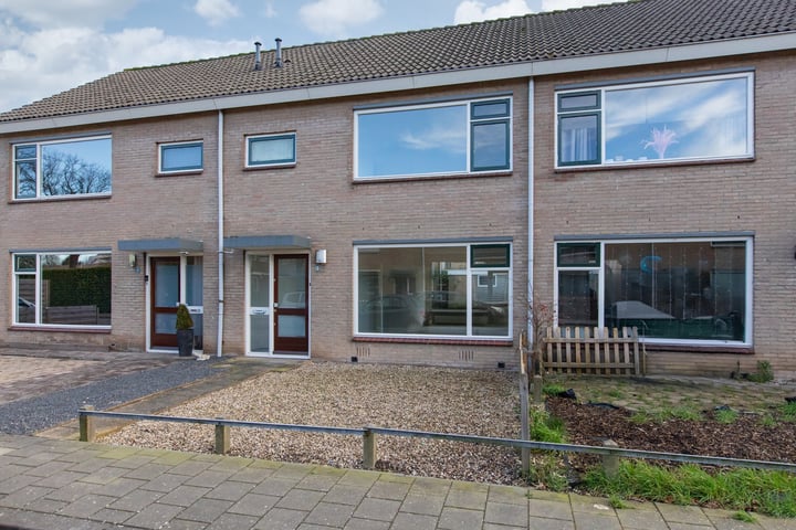 Prins Mauritsstraat 3 in Zevenaar foto