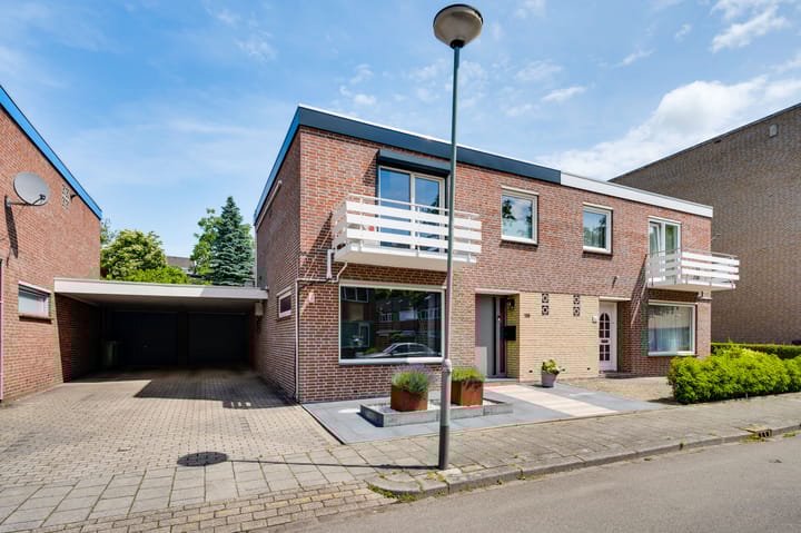 Prins Willem-Alexanderlaan 109 in Valkenburg foto