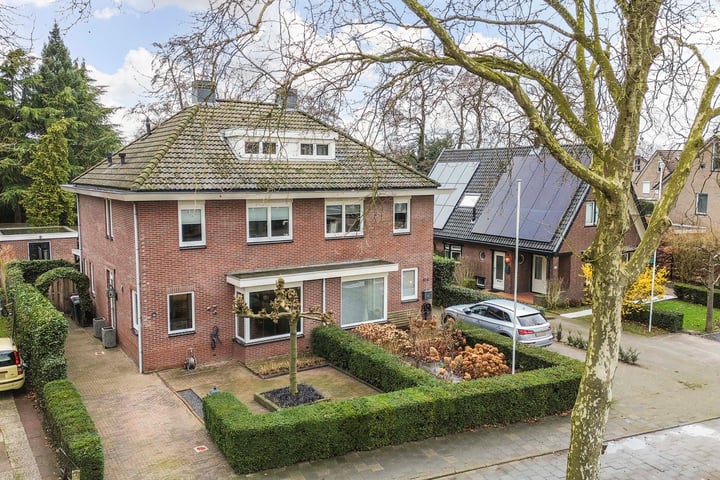 Prins Willem-Alexanderlaan 916 in Apeldoorn foto