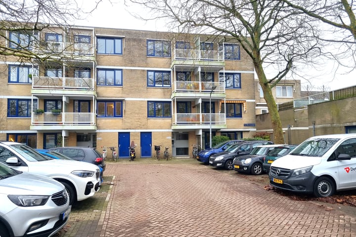 Prins Willem-Alexanderplein 38 in Haarlem foto