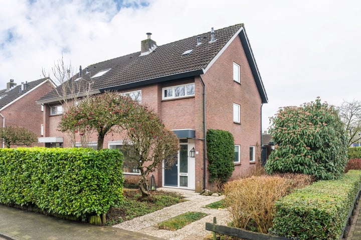 Prinsenhof 17 in Kesteren foto