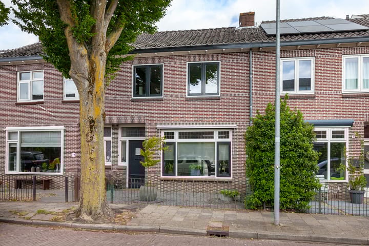 Prinsenlaan 76 in Woerden foto