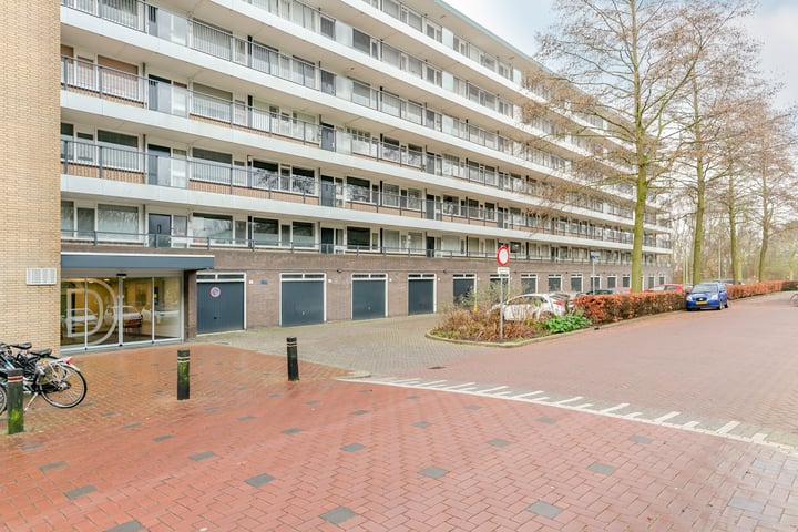 Prinses Annalaan 226 in Leidschendam foto
