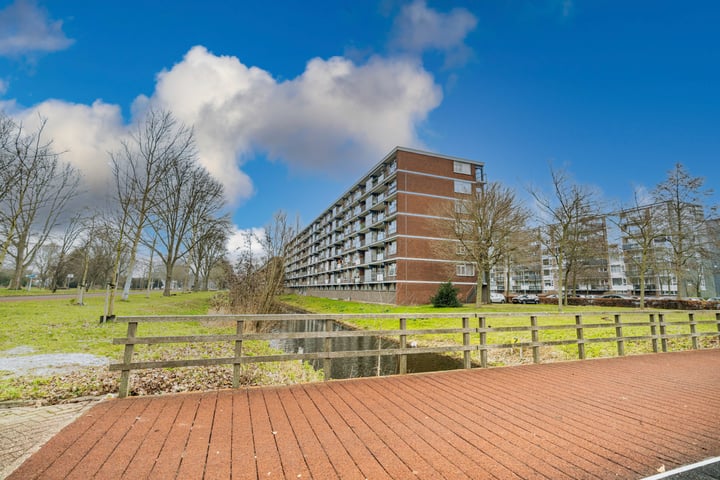 Prinses Annalaan 456 in Leidschendam foto