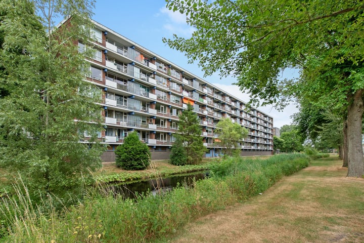 Prinses Annalaan 570 in Leidschendam foto