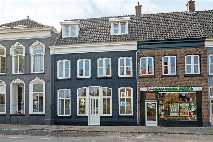 Prinses Beatrixlaan 5 in Tiel foto