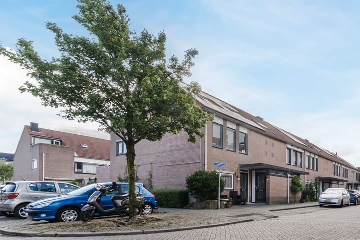 Prinses Irenelaan 54 in Den Hoorn
