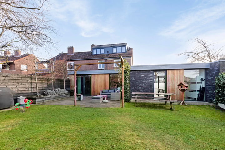 Prinses Irenestraat 1 in Gaanderen foto
