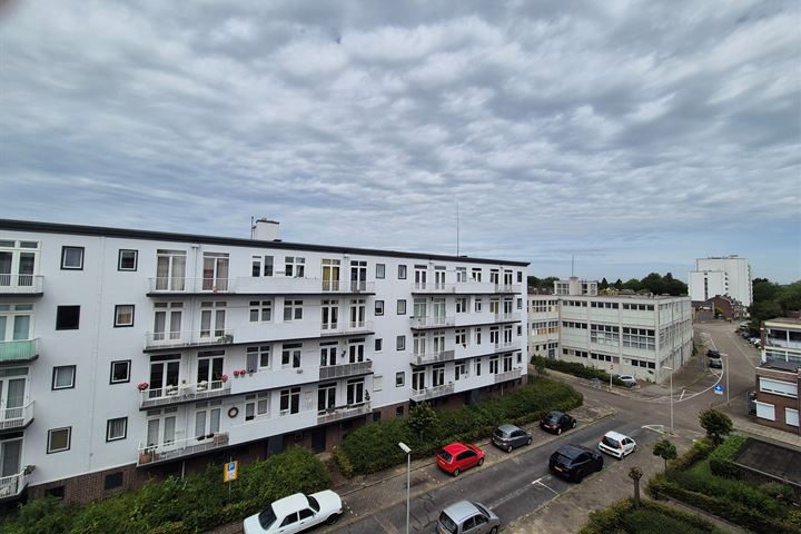 Prinses Margrietstraat 12 in Heerlen foto