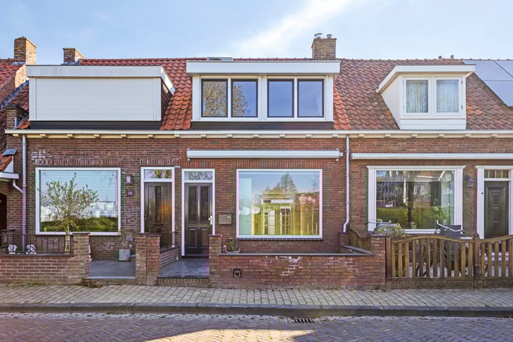 Prinses Margrietstraat 17 in Volendam foto