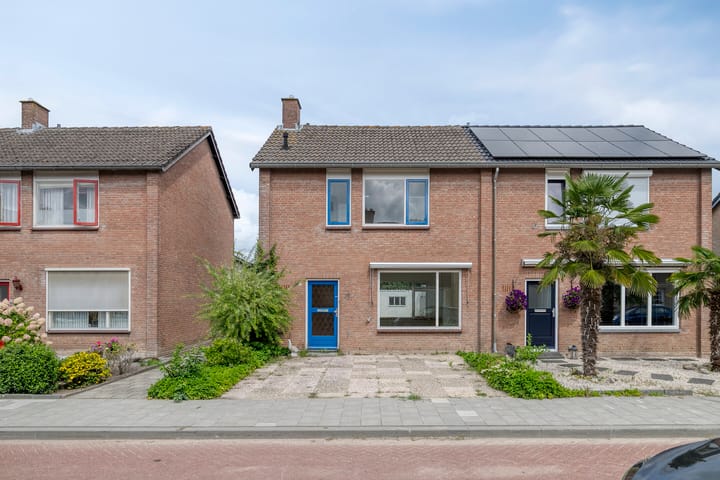 Prinses Margrietstraat 27 in Hooge Zwaluwe foto