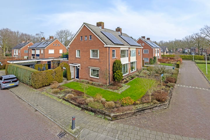 Prinses Margrietweg 2 in Schalkhaar foto