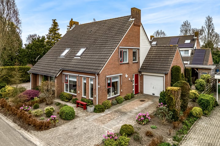 Prior 7 in Grootebroek foto