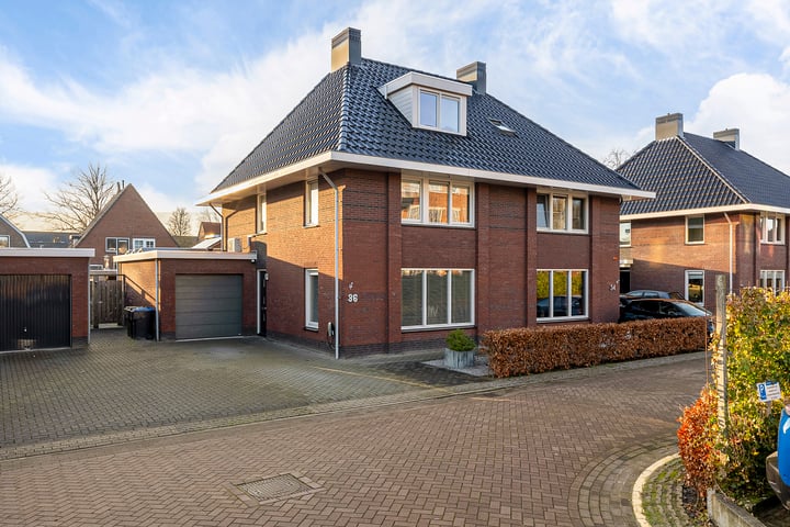 Prof dr Cleveringastraat 36 in Heerenveen foto