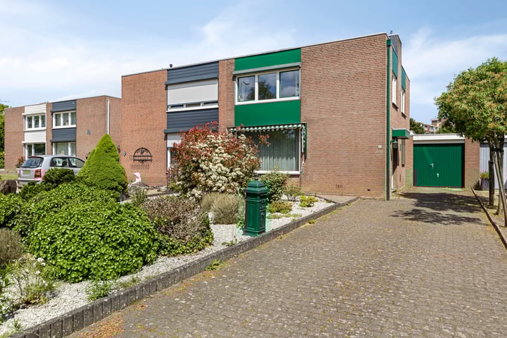 Prof. Eykmanlaan 15 in Hoensbroek foto