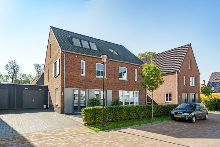 Prof. Kraaijenhagenstraat 9 in Wageningen foto