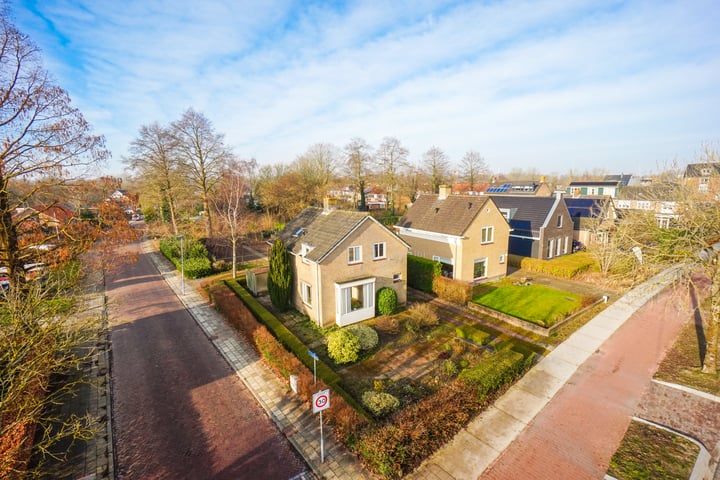 Prof. Ter Veenweg 21 in Middenmeer foto