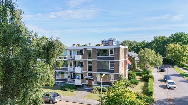 Professor Casimirstraat 2 in Voorburg foto