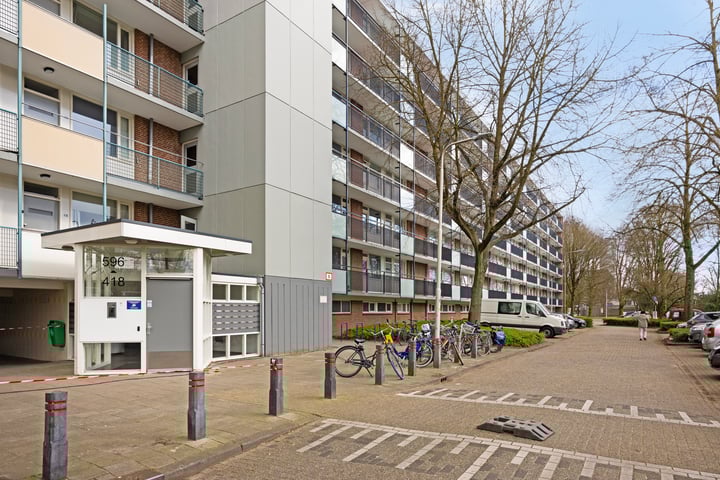 Professor Cobbenhagenlaan 492 in Tilburg foto