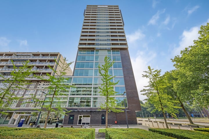Professor de Moorplein 538 in Tilburg foto
