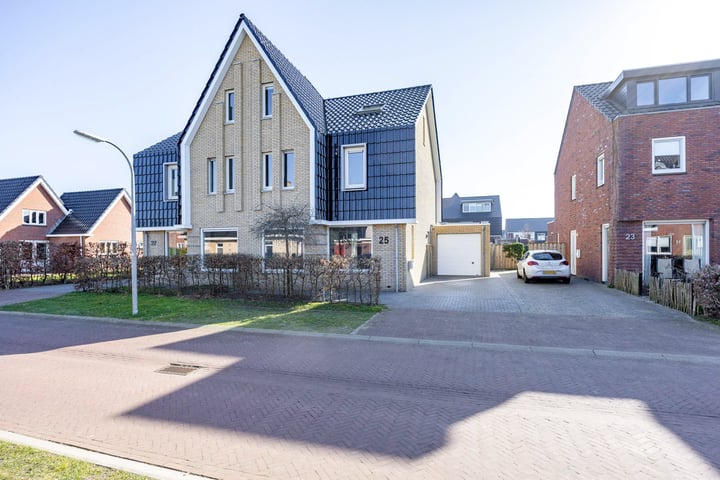 Propusstraat 25 in Zuidhorn foto